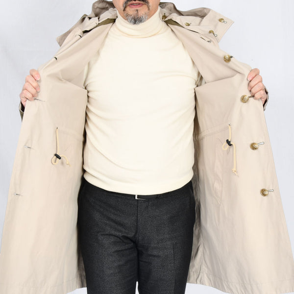 【ティモシーエベレスト】リバーシブルフード付きステンカラーコート（カーキ）