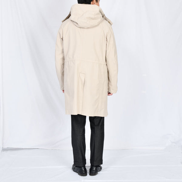 【ティモシーエベレスト】リバーシブルフード付きステンカラーコート（カーキ）