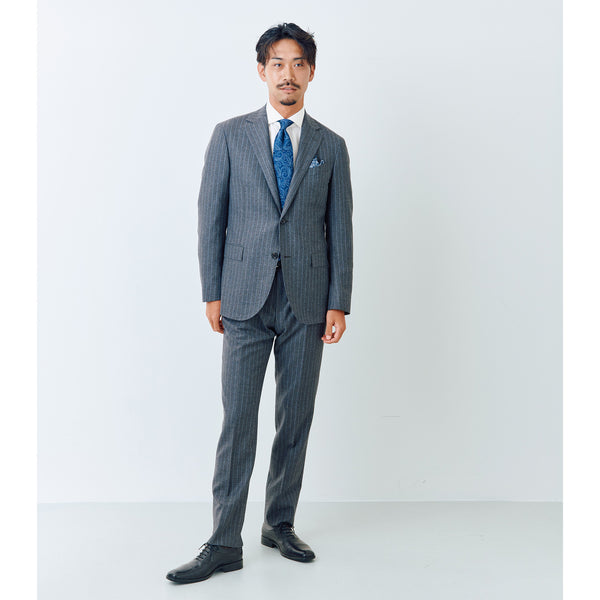 【コルネリアーニ】2Bストライプ柄サルトリアライトスーツ（グレー）