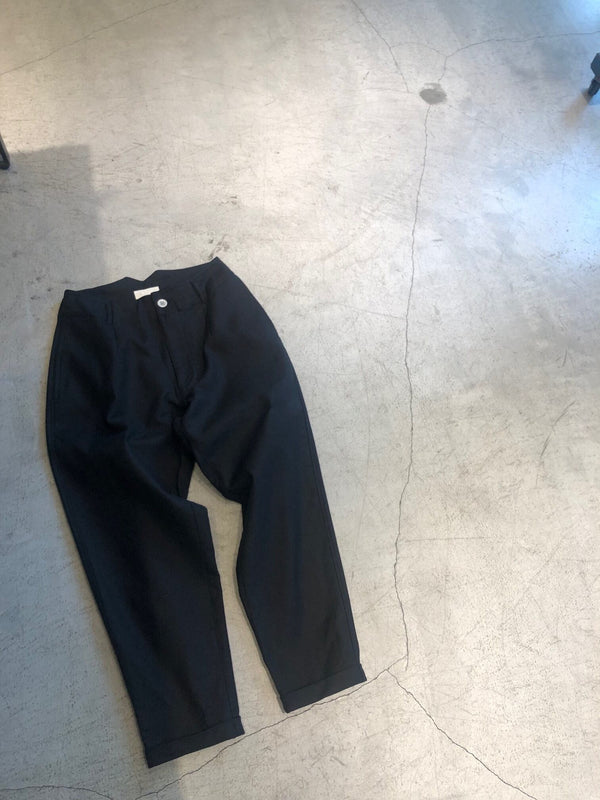 【STTND】ダブルコネクションテーパードパンツ