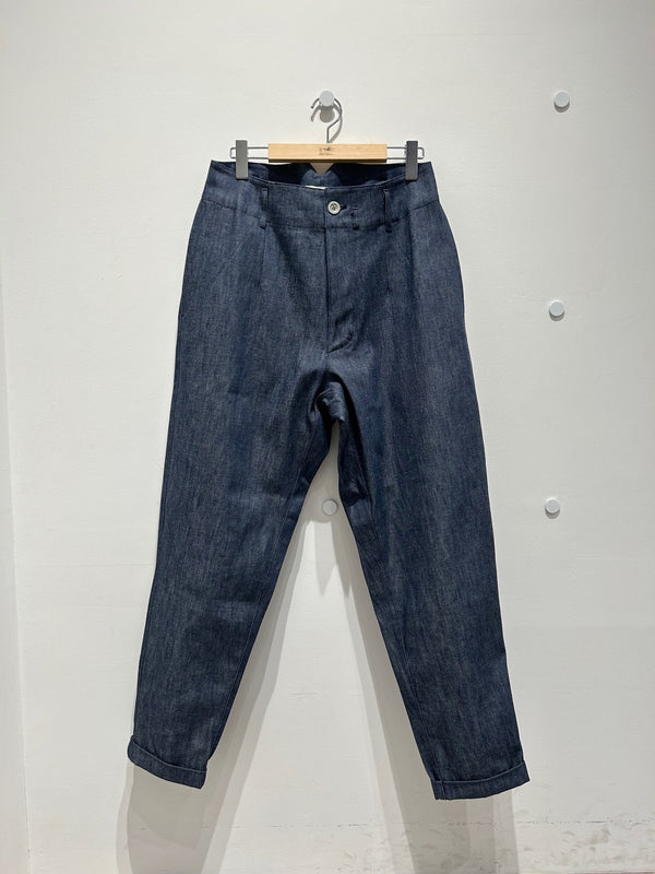 【STTND】クリーンクローズデニムテーパードパンツ