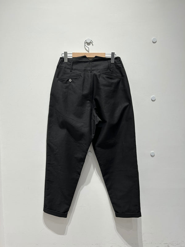 【STTND】コードポケットテーパードパンツ
