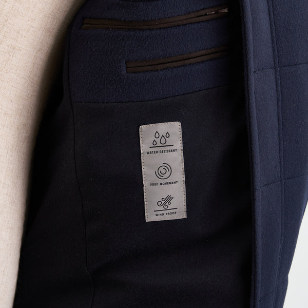 【コルネリアーニ】マイルストーンIDコート（ネイビー）