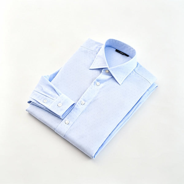 【ティモシーエベレスト】ドット柄ドビー織ドレスシャツ（サックスブルー）